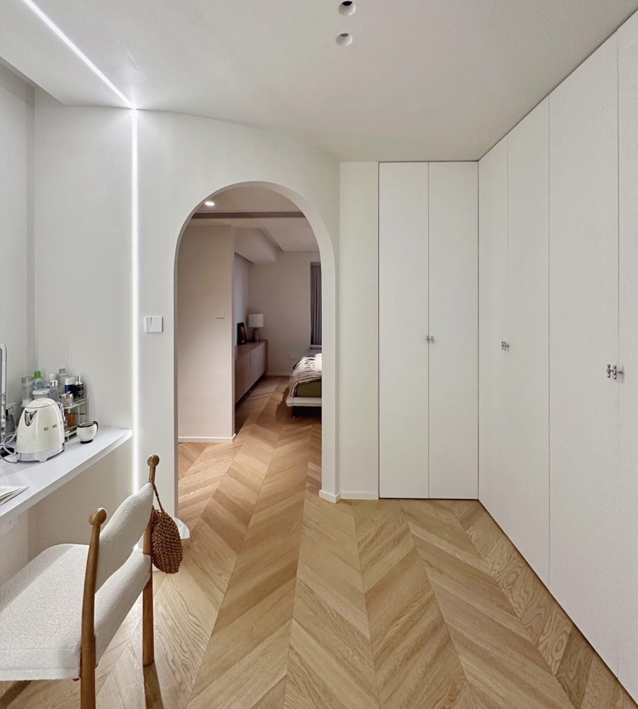 Customize a minimalist wardrobe to instantly explode your home!